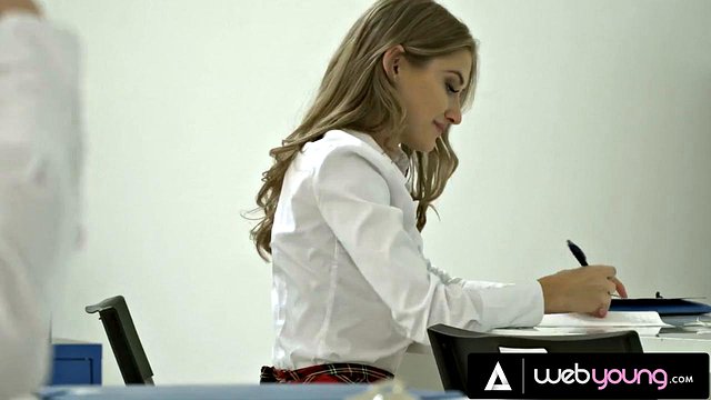 Horny College Besties Tiffany Tatum, Missy Luv & Kira Thorn Slam Each Other's Asses in