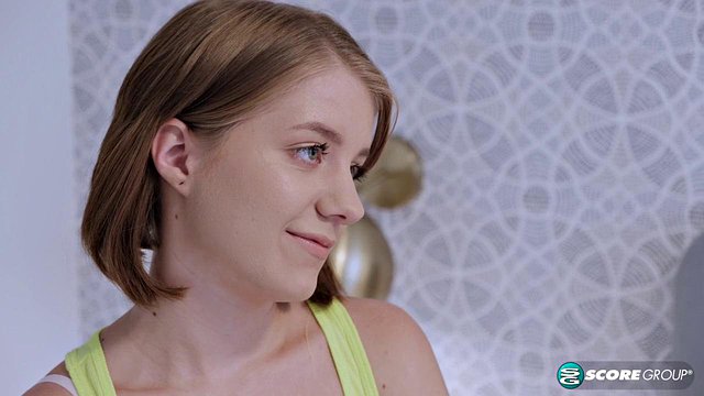 Dakota Burns' Panty Sniffer Devours Her Teen Pussy