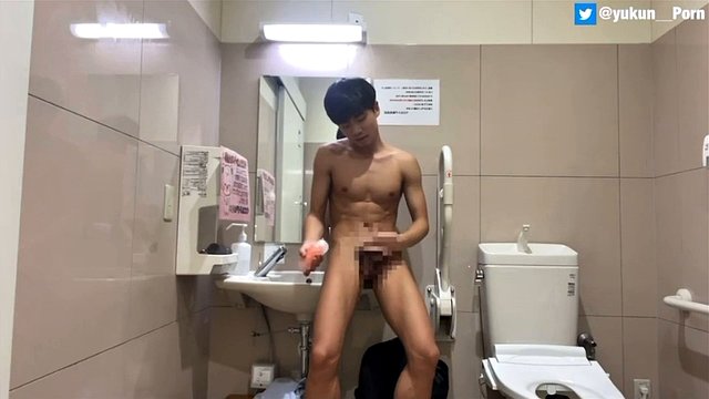Dick training. I was satisfied when I drilled an erotic dick with a tenga spinner.