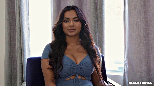Apollo Banks Pounds Busty Numi Zarah's Pussy on Sofa