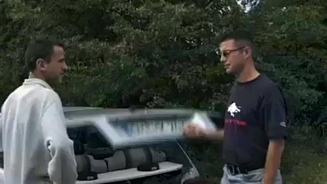 Polis üçlüsü: hardcore, esmer ve Pornhub porno