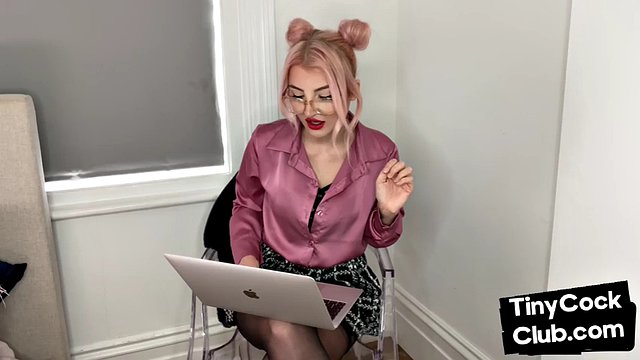 SPH amateur doll humiliates small cocks in solo video