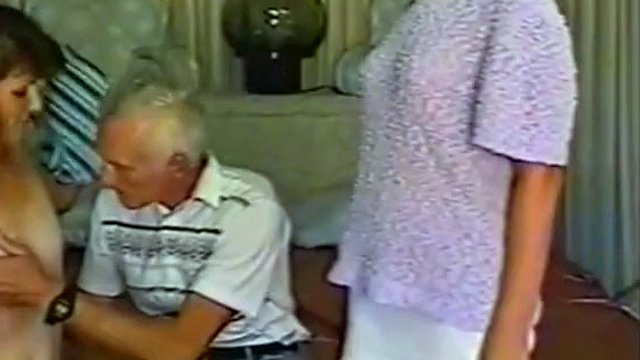 lynn and carl getting it on