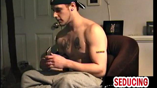 Nasty str8 stud got cocksucked by zaddy