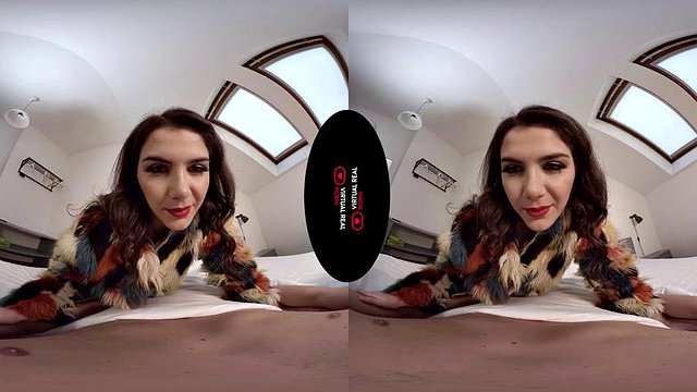 Valentina hot vr: pompino, porno a pecorina e cowgirl