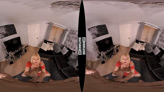 MILF: Blowjob, Doggy & Big Ass VR-Porno